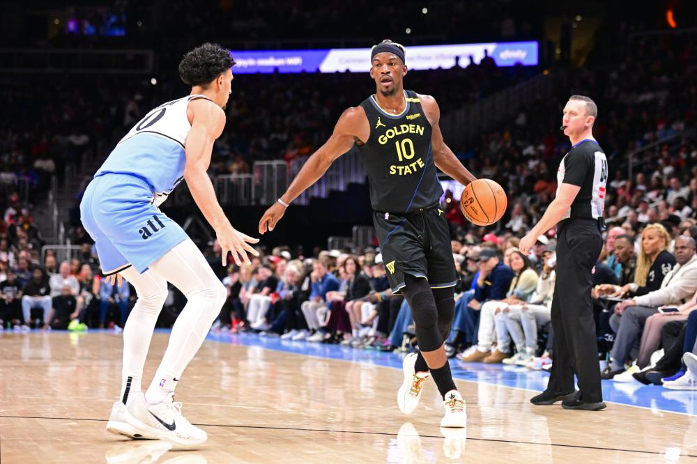 但他在防守 但他在防守