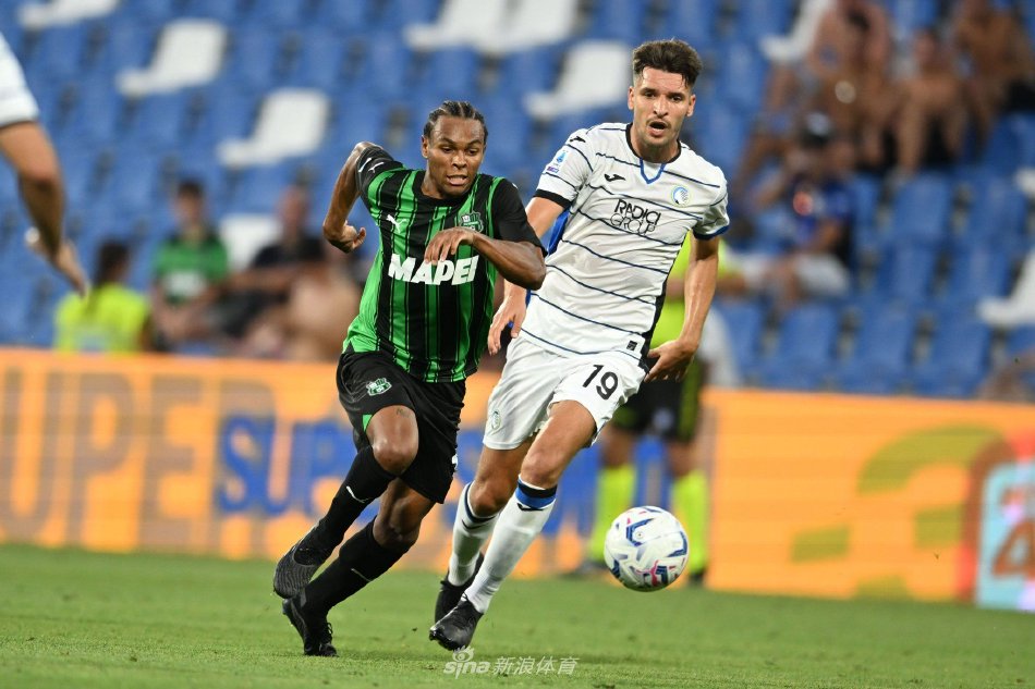 向球员灌输 向球员灌输